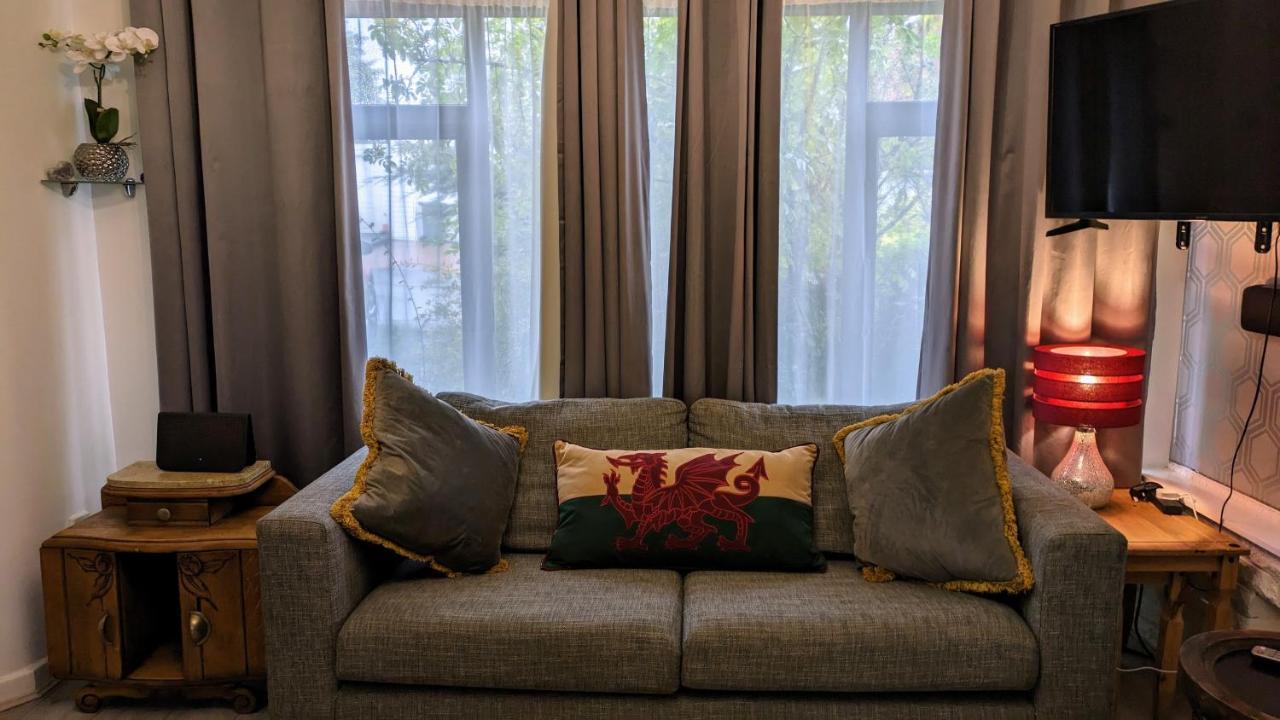 Summerhill, Wrexham - Key Worker Friendly Eksteriør bilde